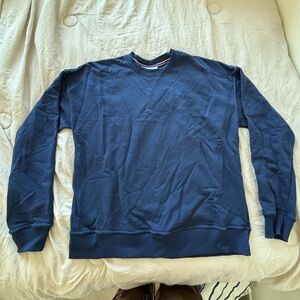 Dark navy blue champion crewneck sweater size small